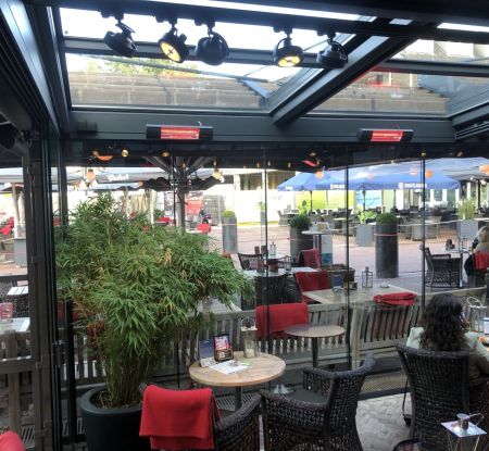 langer op het terras